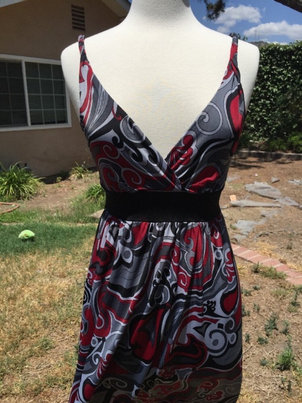 M3 ~ Women's Forever V -Neck Strap Dress Black Red Gray, size M